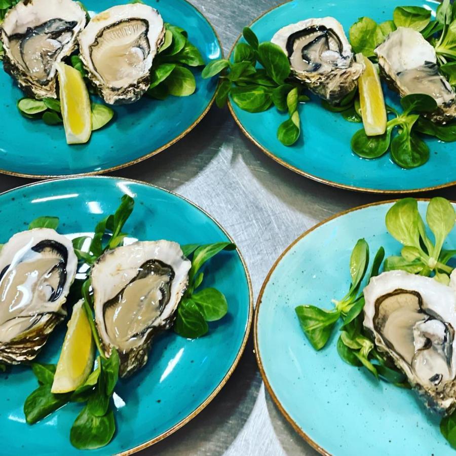 Restauracja I Noclegi Izba Rybacka W Krainie Wygaslych Wulkanow Podgorki Ngoại thất bức ảnh