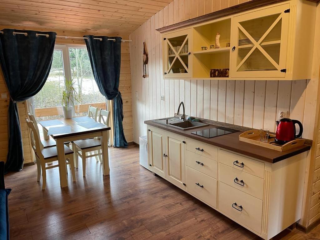 Restauracja I Noclegi Izba Rybacka W Krainie Wygaslych Wulkanow Podgorki Ngoại thất bức ảnh